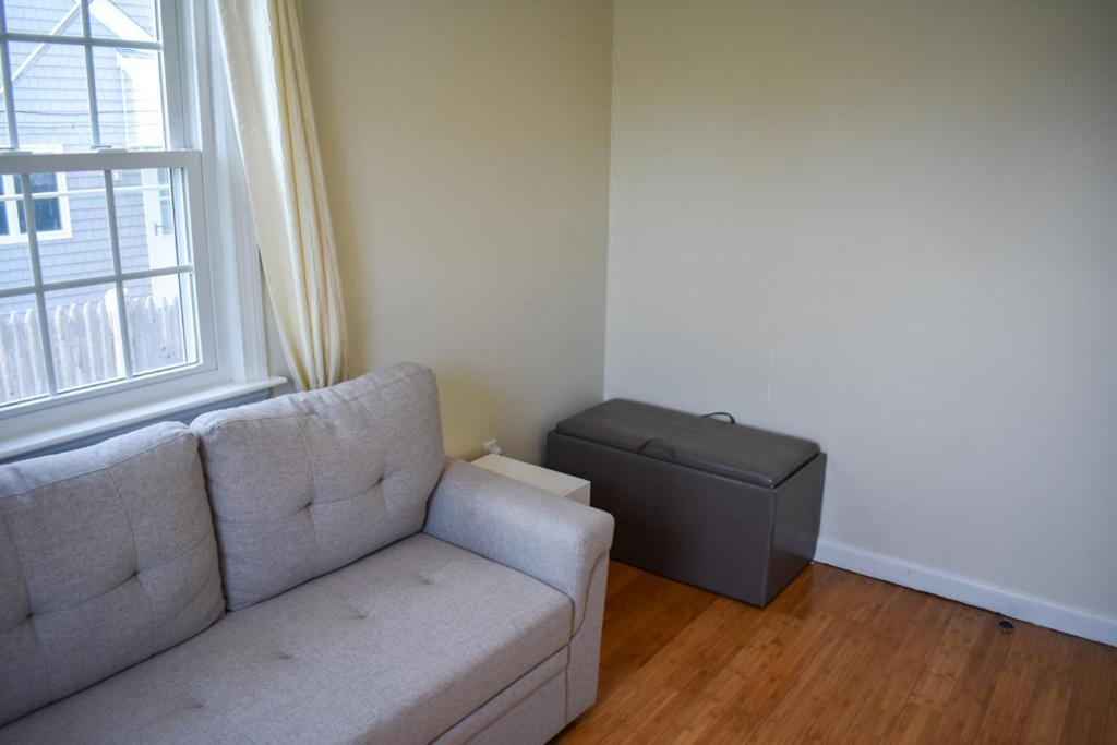 Seaside Serenity, Just A Block /0.1 Mile Away From The Beach Yarmouth Port Exterior foto